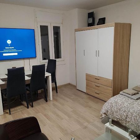 Tomy Apartment Koper Luaran gambar